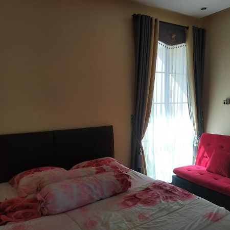 באטו Villa Gumilang מראה חיצוני תמונה